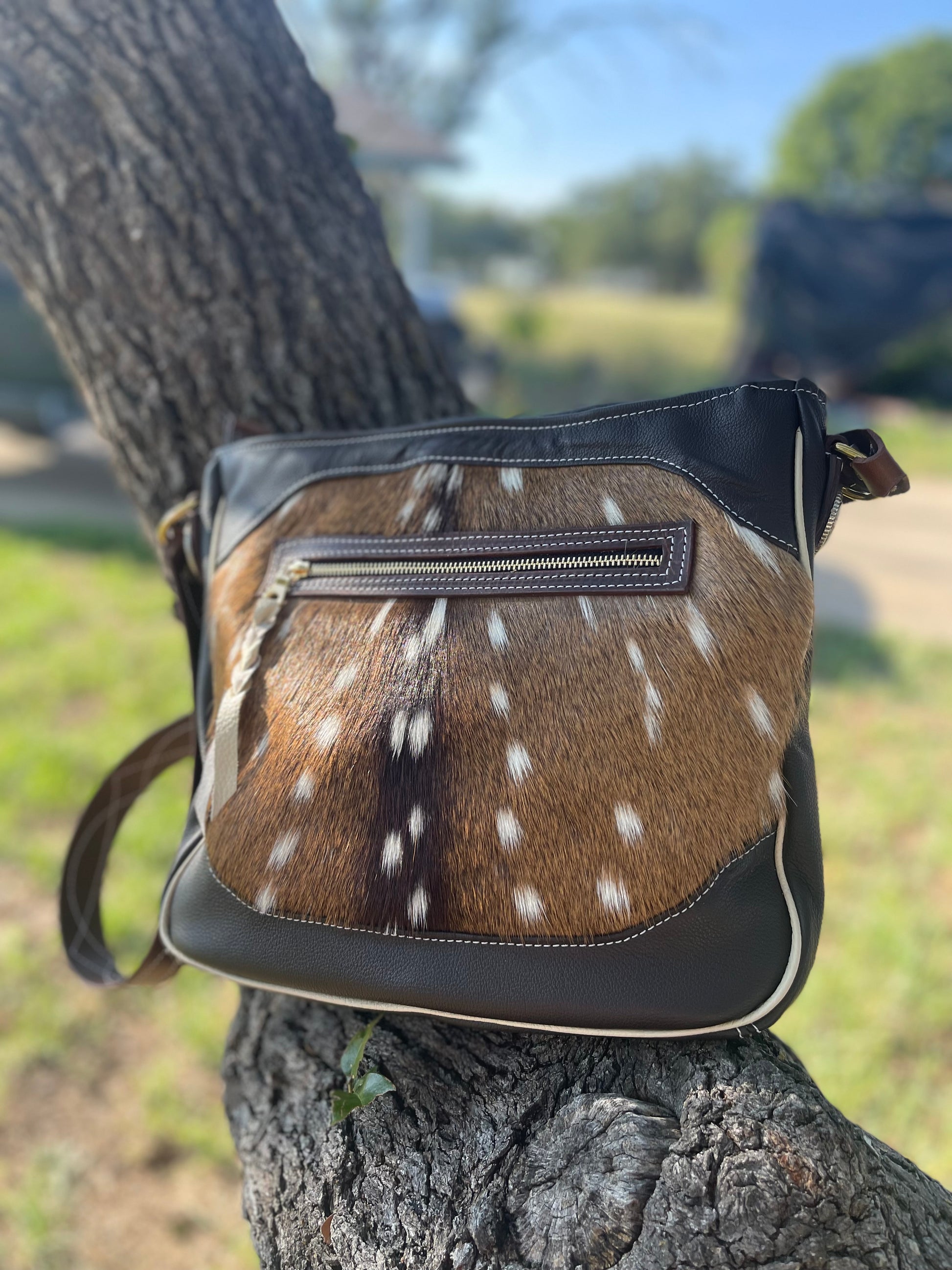 Western Purses Hide Purses Axis ConcealedCarry Leather Purse